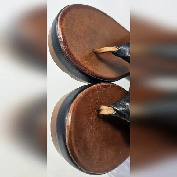 Miz Mooz Inuovo Leather Thong Sandals Black Wedge Heel Size EUR 41 US 9.5-10 - Picture 2 of 16